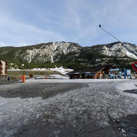 Front De Neige Apartamento *